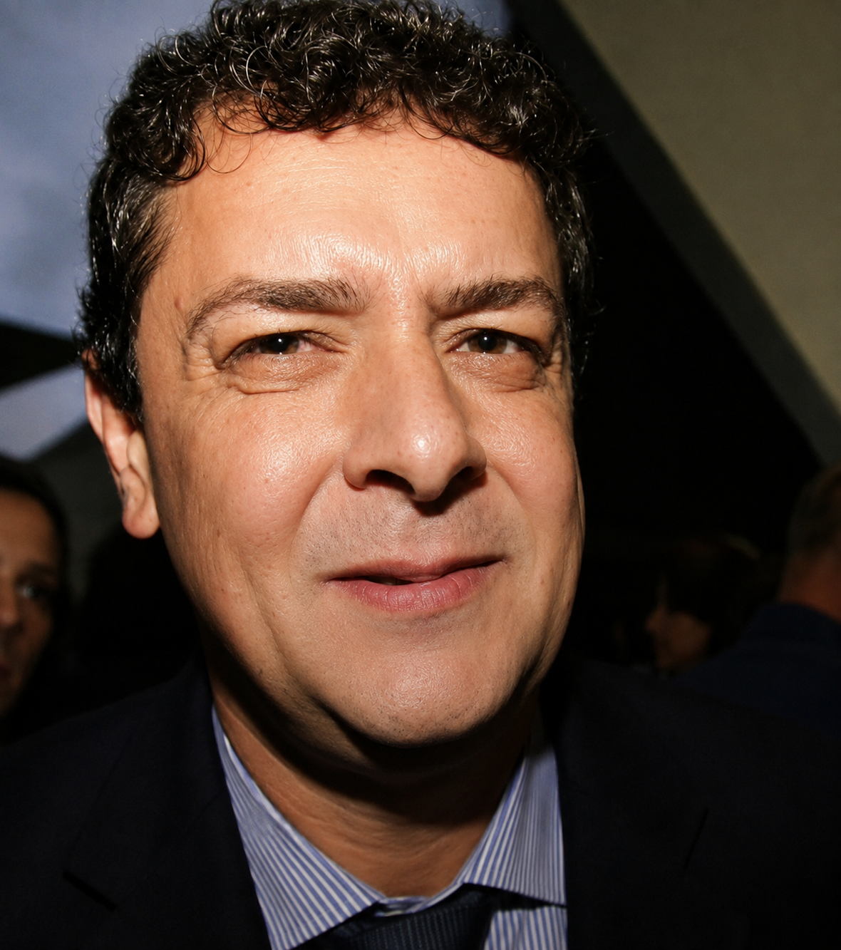 Defesa de Luís Cláudio Lula da Silva avalia pedir envio de investigação para a primeira instância