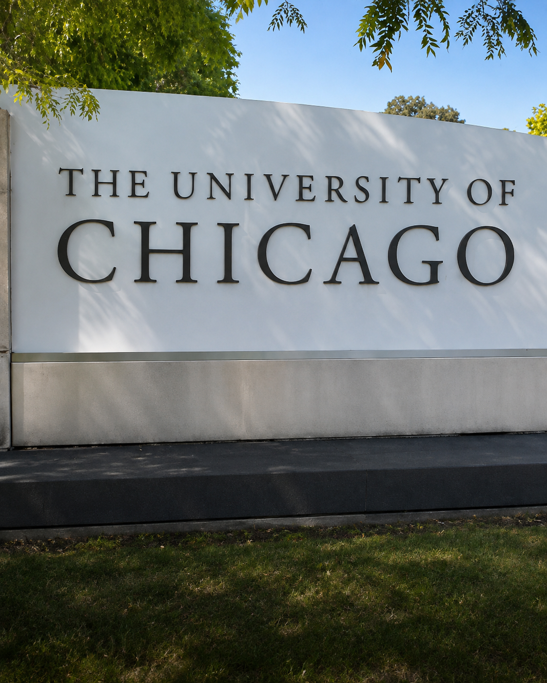 Faculdade de Direito de Chicago proíbe celulares e laptops no primeiro ano para adaptar ensino à era da IA