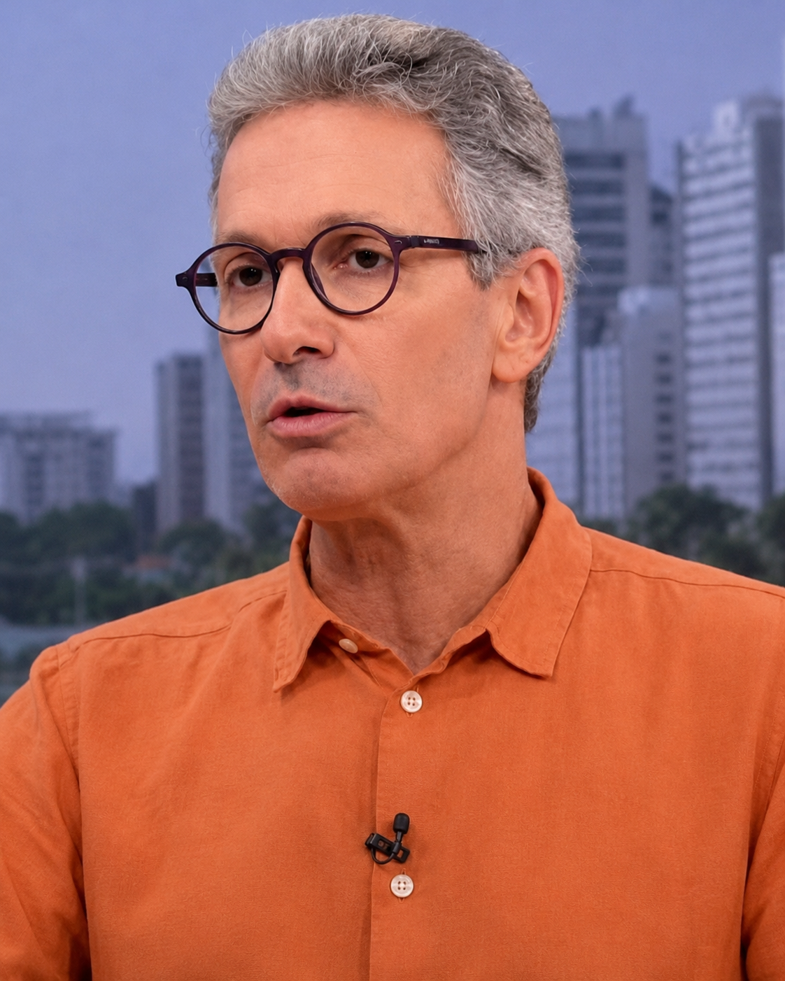 Romeu Zema propõe uso de inteligência artificial no Judiciário e redução do número de magistrados