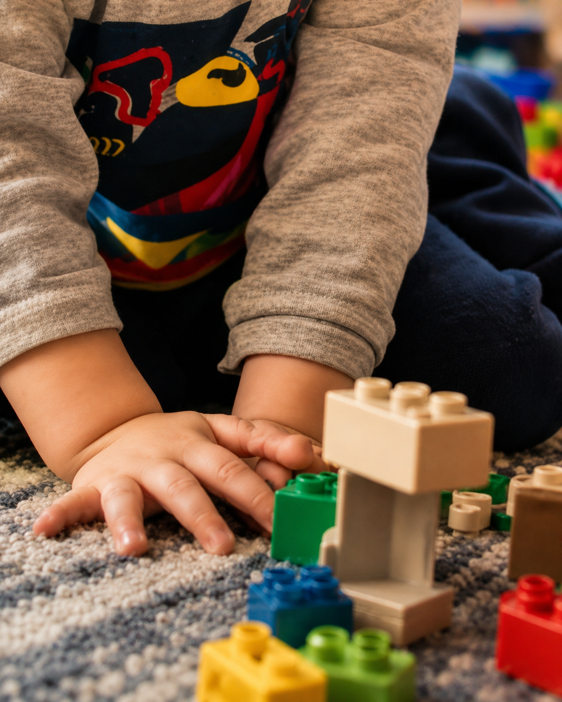 TRT-1 mantém redução de jornada de empregado da Caixa para acompanhamento de filho com autismo