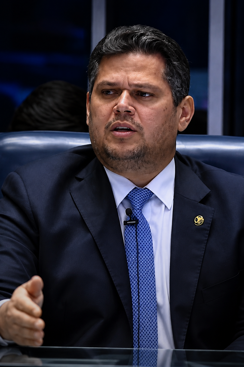 Alcolumbre defende Alexandre de Moraes em meio à pressão por impeachment no STF